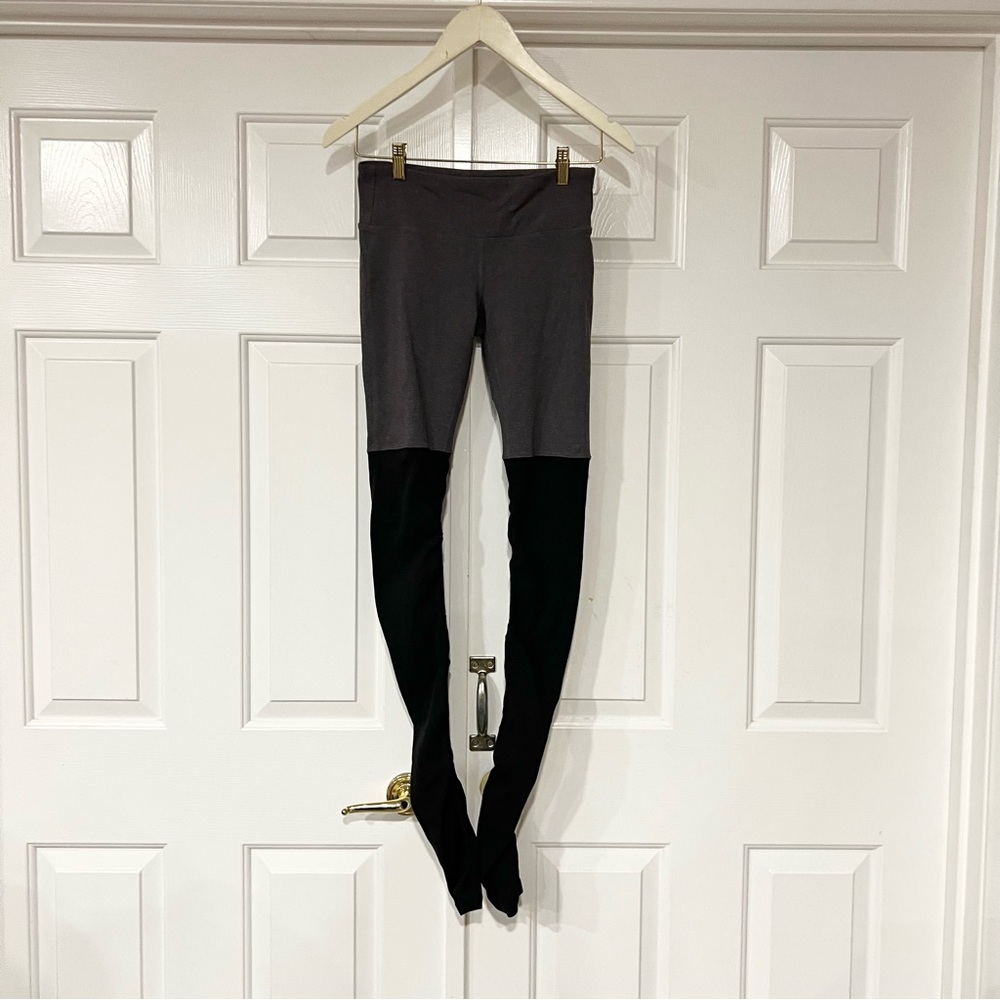 lululemon athletica Gray and Black Leggings - Picture 1 of 3
